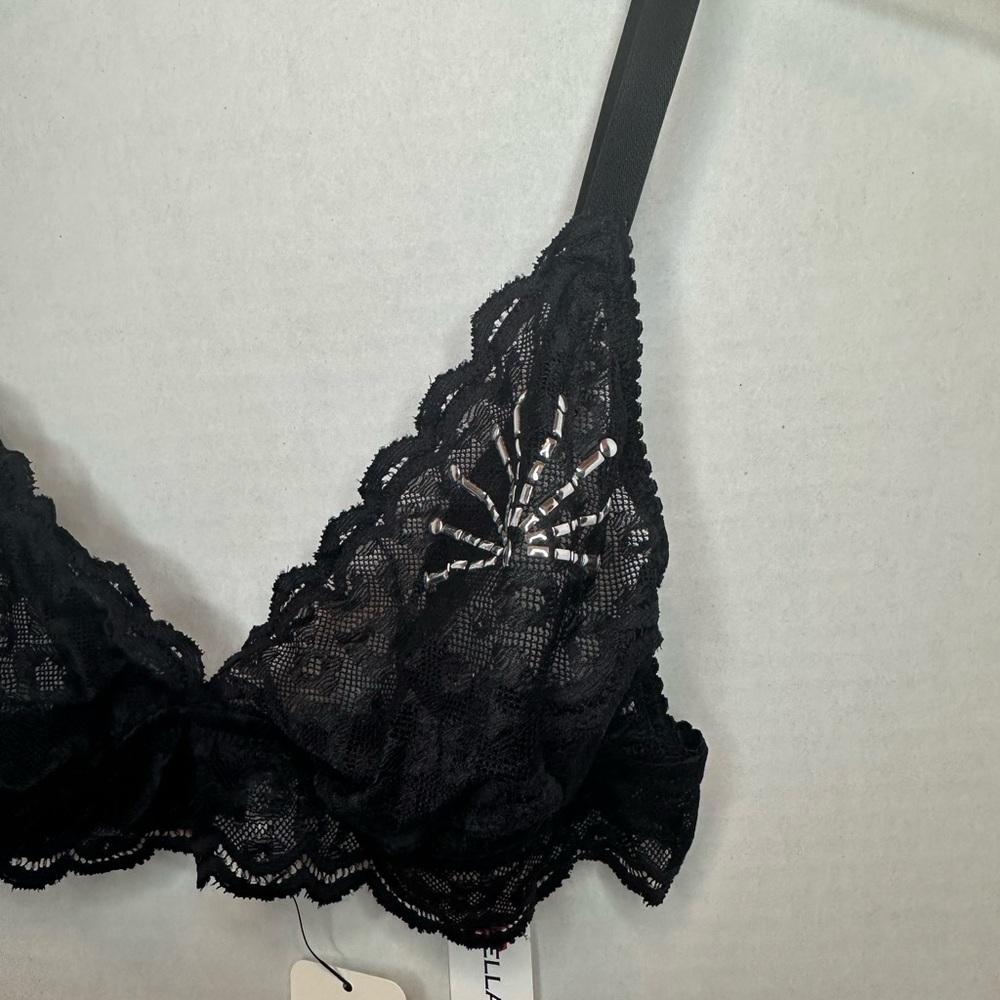 Nancy Meyer Black Lace Bralette with Sequin Detail, medium, NWT - Picture 3 of 7